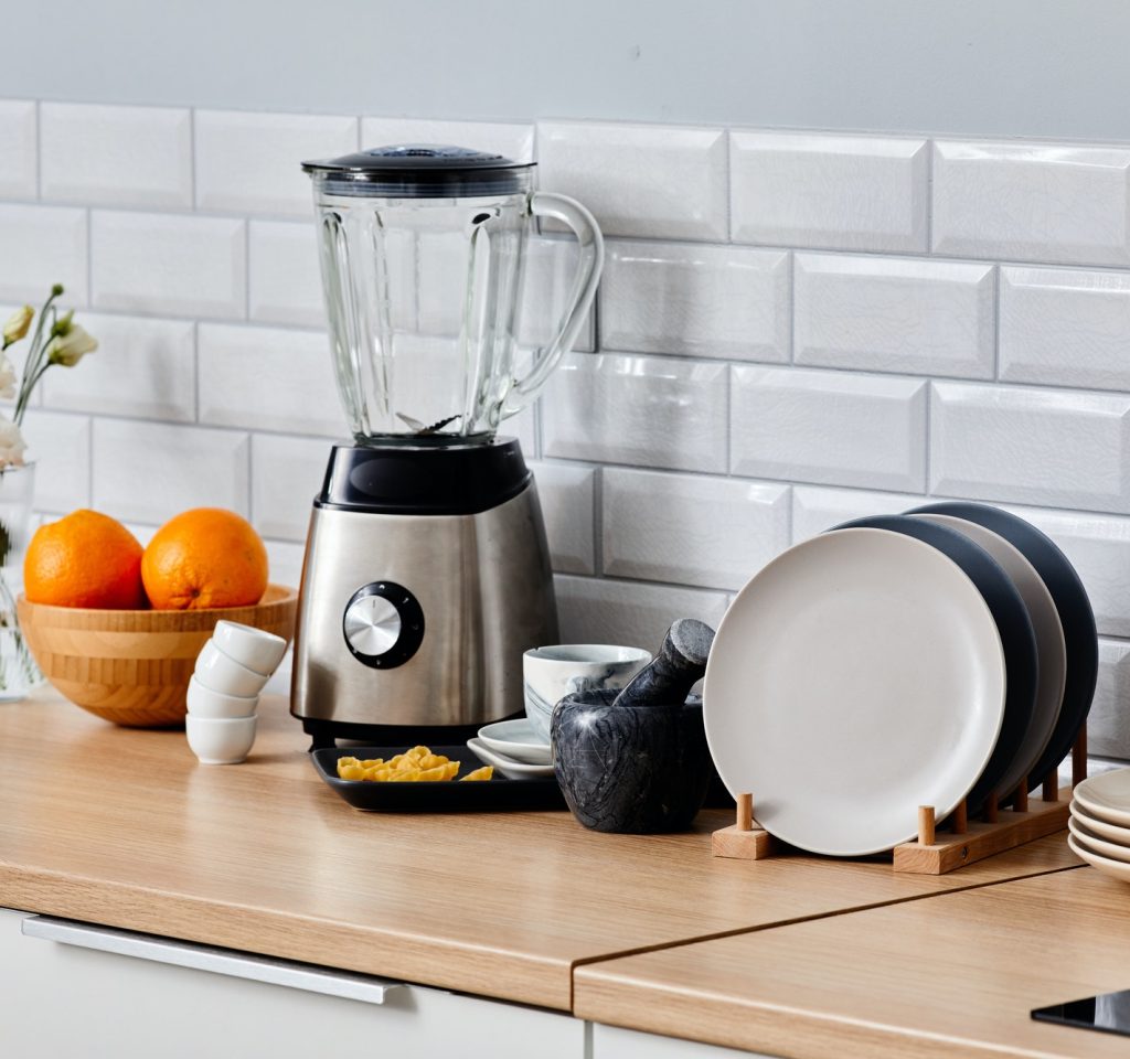 kitchen-appliance-with-crockery-on-table.jpg